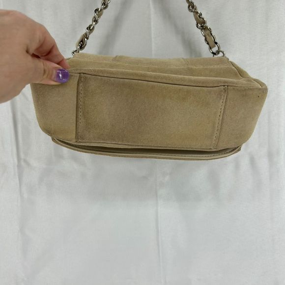 Ann Taylor Loft Cream Leather Mini Crossbody Bag Silver Chain Zip Closure - Picture 6 of 12